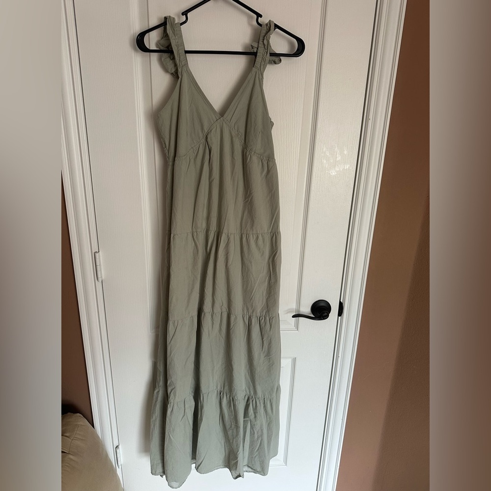 NWOT Sage Green Tiered Maxi Dress – Lined, Spring-Ready